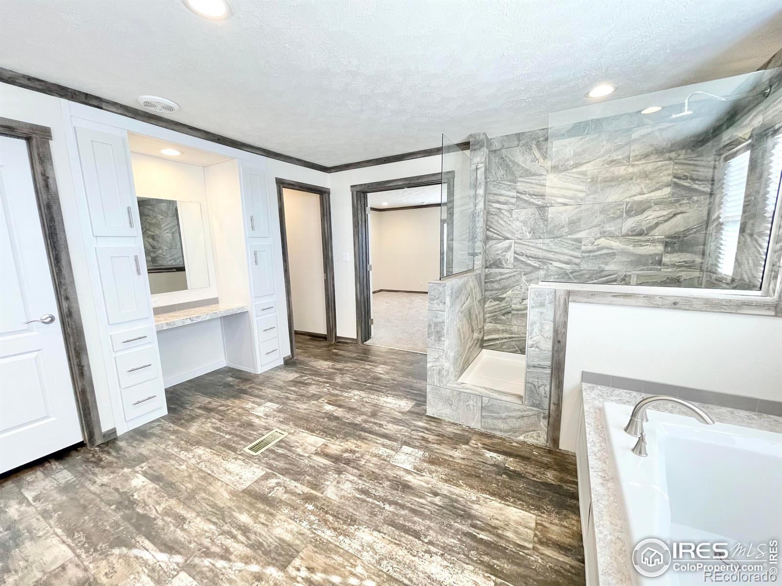40514 County Road 86, Briggsdale, CO 80611, 4 Bedrooms Bedrooms, ,2 BathroomsBathrooms,Residential,For Sale,County Road 86,RECIR1021533