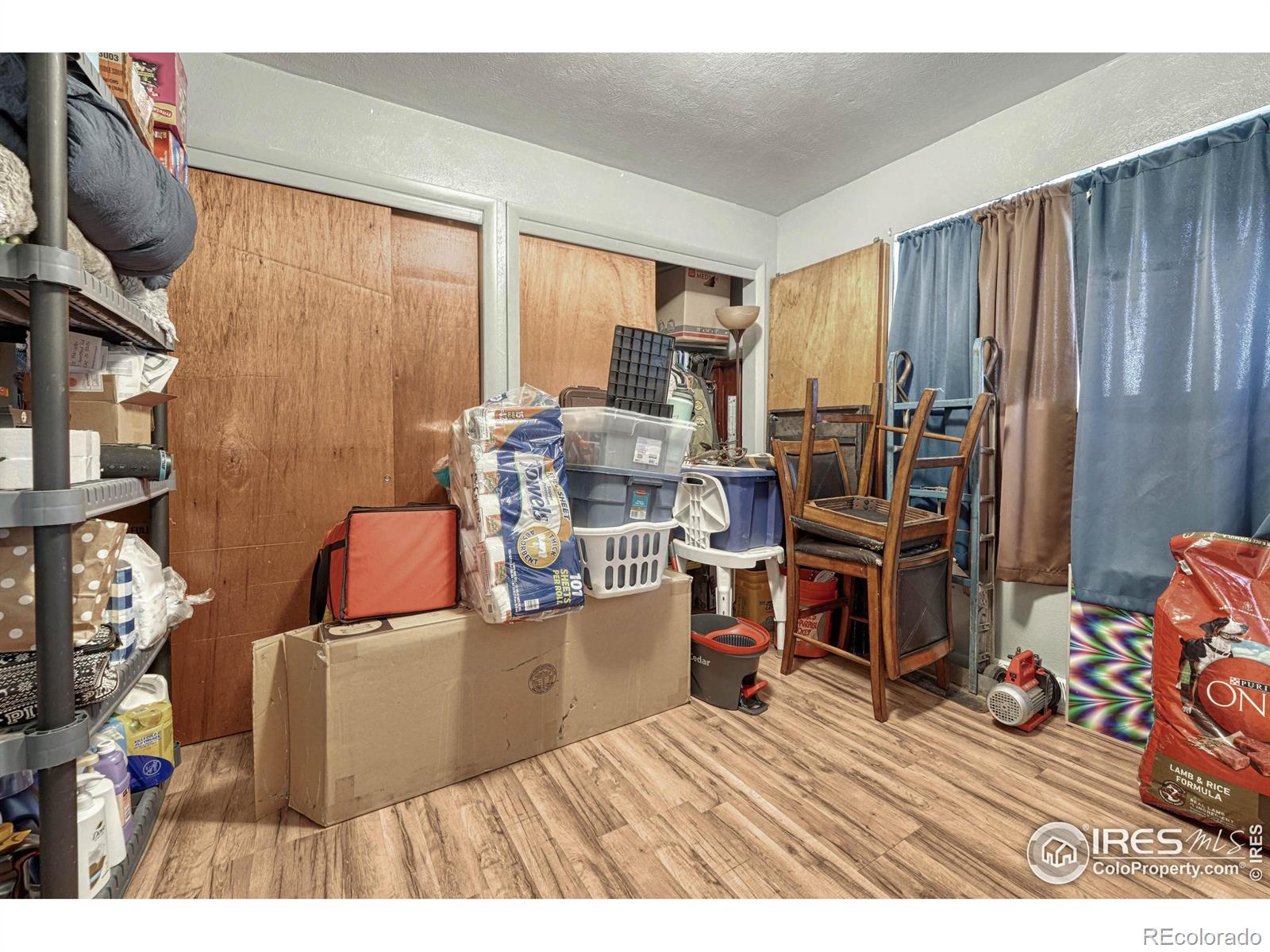 122 12th Avenue, Greeley, CO 80631, 4 Bedrooms Bedrooms, ,2 BathroomsBathrooms,Residential,For Sale,12th,RECIR1021499
