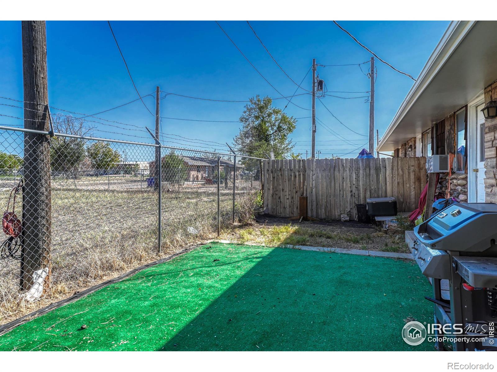 122 12th Avenue, Greeley, CO 80631, 4 Bedrooms Bedrooms, ,2 BathroomsBathrooms,Residential,For Sale,12th,RECIR1021499