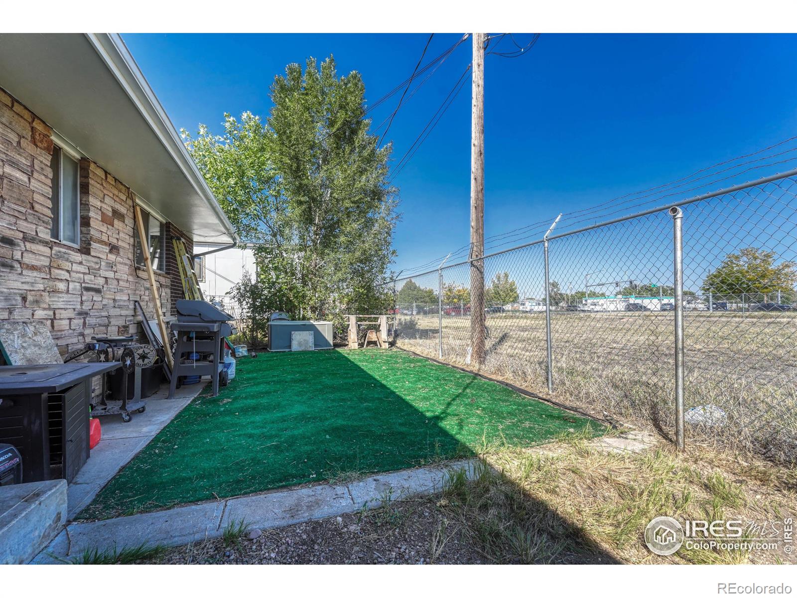 122 12th Avenue, Greeley, CO 80631, 4 Bedrooms Bedrooms, ,2 BathroomsBathrooms,Residential,For Sale,12th,RECIR1021499