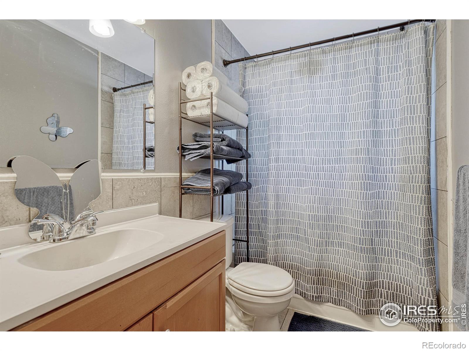 122 12th Avenue, Greeley, CO 80631, 4 Bedrooms Bedrooms, ,2 BathroomsBathrooms,Residential,For Sale,12th,RECIR1021499