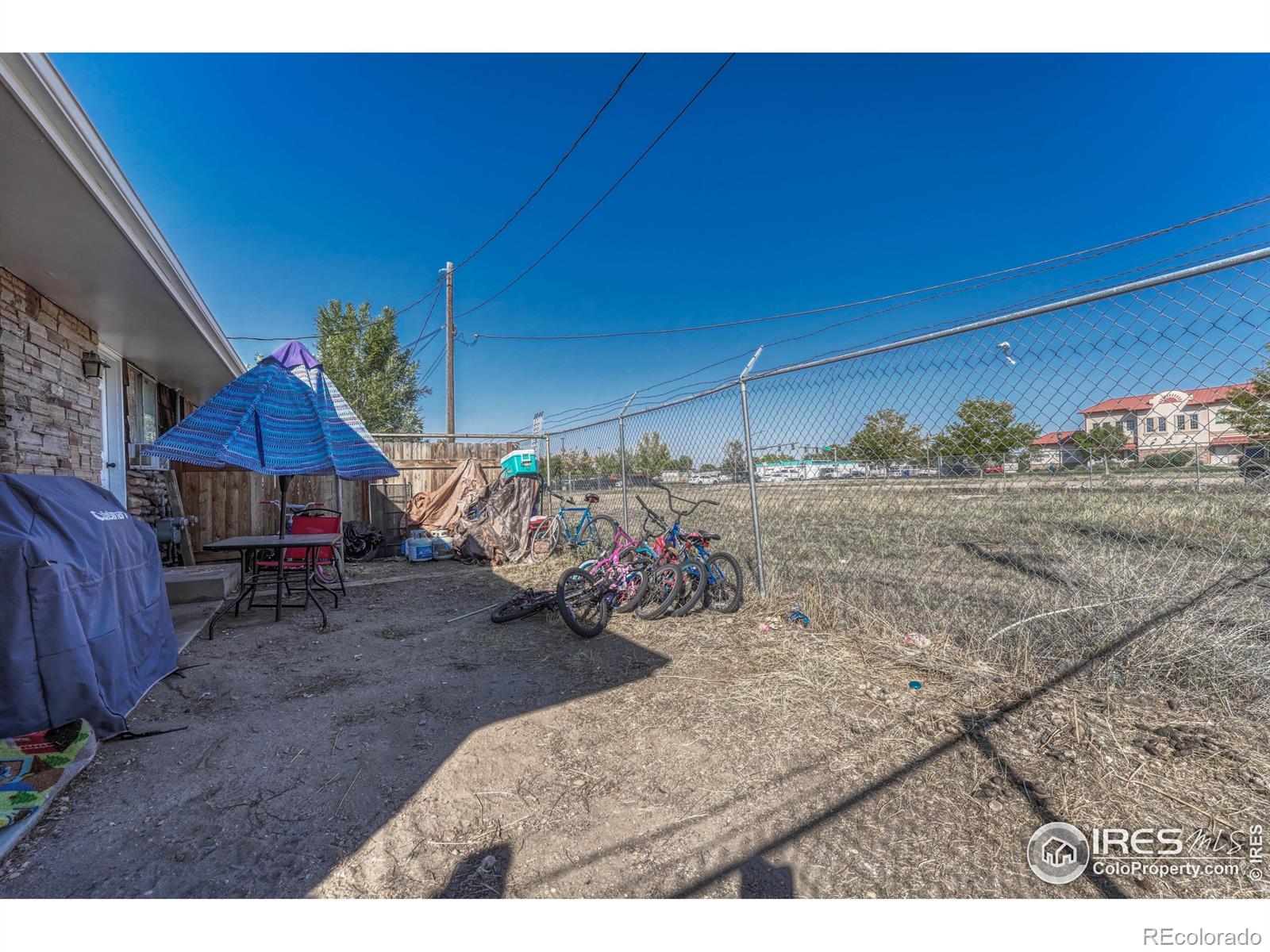 122 12th Avenue, Greeley, CO 80631, 4 Bedrooms Bedrooms, ,2 BathroomsBathrooms,Residential,For Sale,12th,RECIR1021499