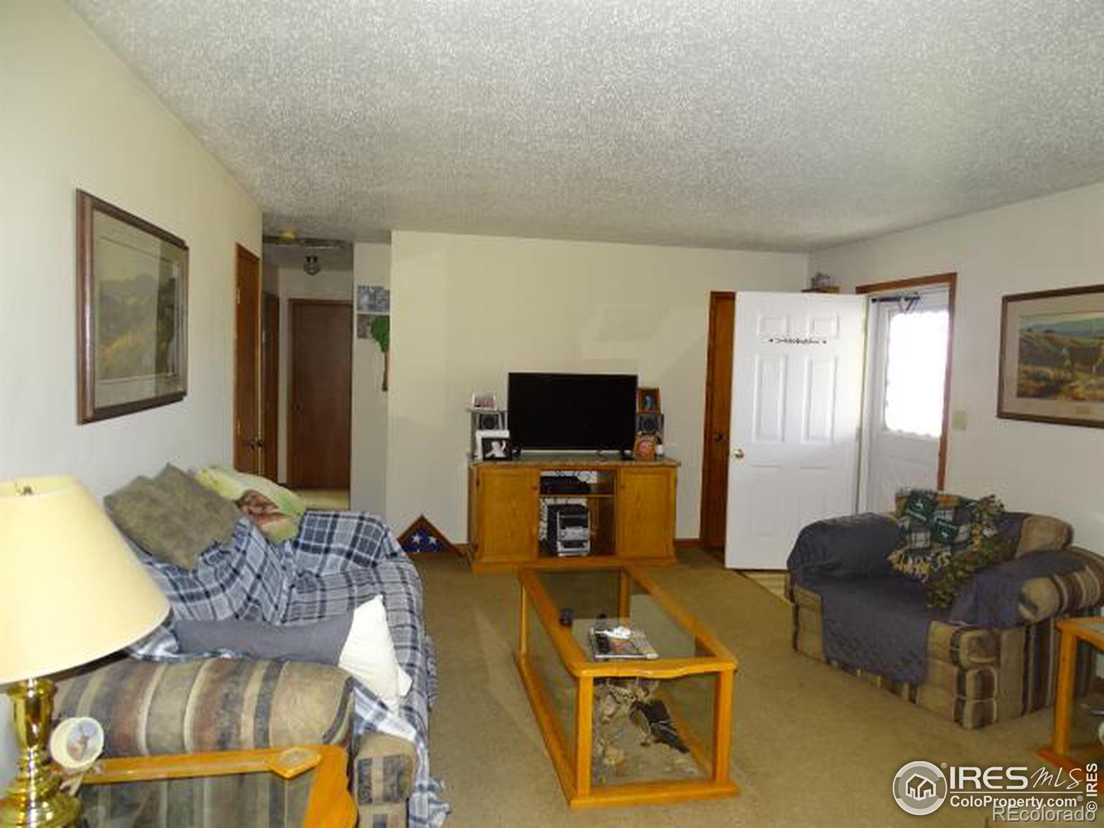 23982 County Road 58, Greeley, CO 80631, 4 Bedrooms Bedrooms, ,2 BathroomsBathrooms,Residential,For Sale,County Road 58,RECIR1021437