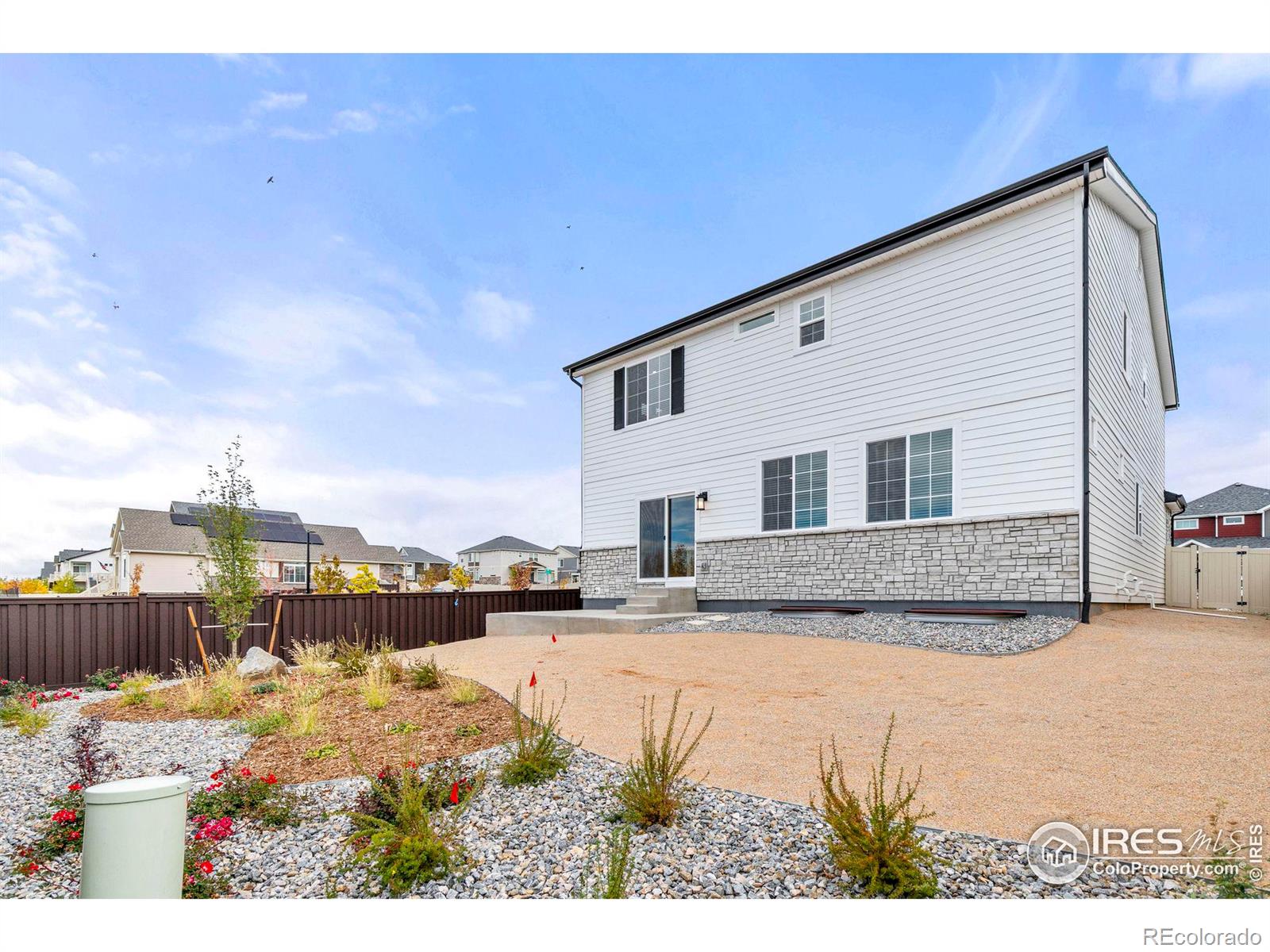 4455 Picadilly Court, Aurora, CO 80019, 5 Bedrooms Bedrooms, ,3 BathroomsBathrooms,Residential,For Sale,Picadilly,RECIR1021472