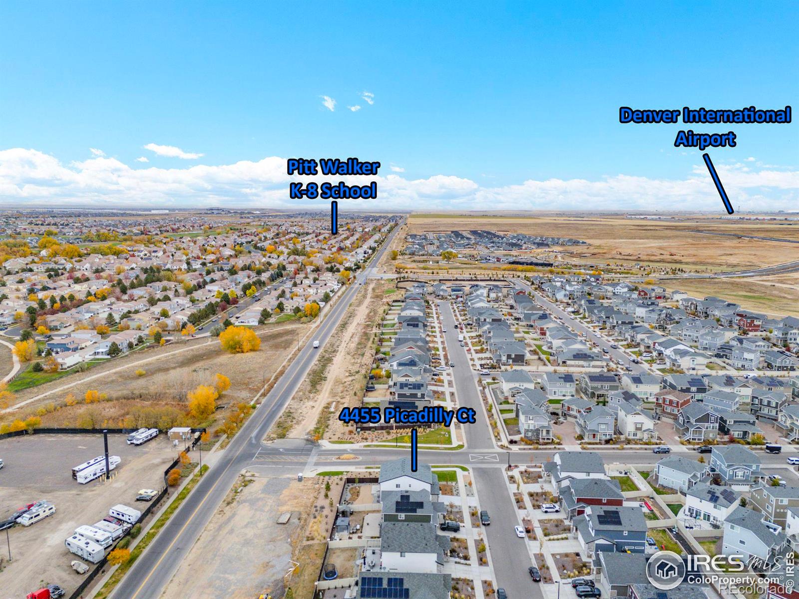 4455 Picadilly Court, Aurora, CO 80019, 5 Bedrooms Bedrooms, ,3 BathroomsBathrooms,Residential,For Sale,Picadilly,RECIR1021472