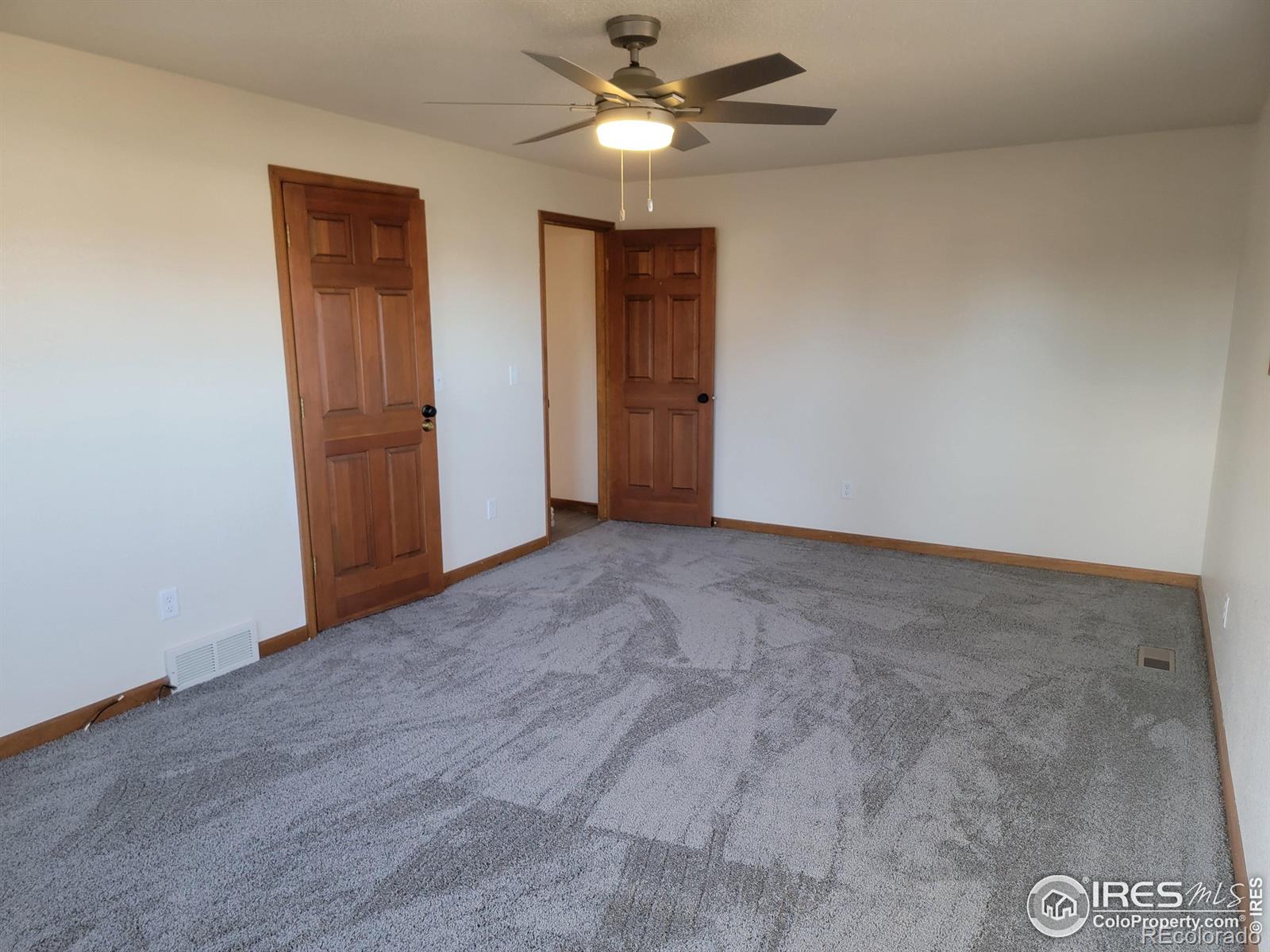 403 21st Avenue, Greeley, CO 80631, 3 Bedrooms Bedrooms, ,2 BathroomsBathrooms,Residential,For Sale,21st,RECIR1021509
