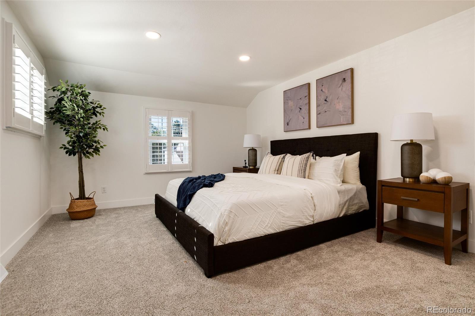 7024 Oneida Circle, Centennial, CO 80112, 5 Bedrooms Bedrooms, ,4 BathroomsBathrooms,Residential,For Sale,Oneida,REC5175044