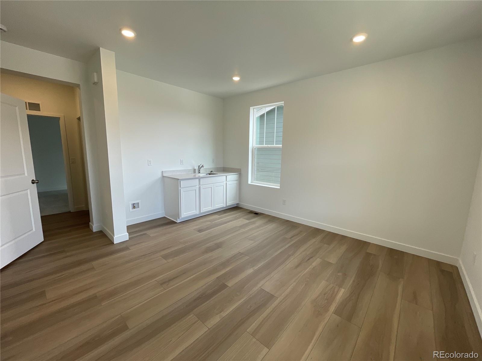 5525 Wisteria Avenue, Firestone, CO 80504, 5 Bedrooms Bedrooms, ,5 BathroomsBathrooms,Residential,For Sale,Wisteria,REC2393269