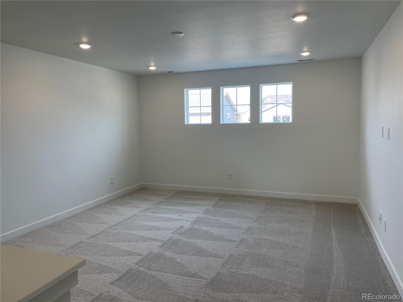 5525 Wisteria Avenue, Firestone, CO 80504, 5 Bedrooms Bedrooms, ,5 BathroomsBathrooms,Residential,For Sale,Wisteria,REC2393269