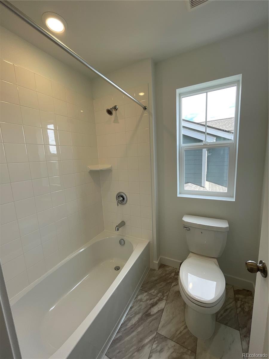 5525 Wisteria Avenue, Firestone, CO 80504, 5 Bedrooms Bedrooms, ,5 BathroomsBathrooms,Residential,For Sale,Wisteria,REC2393269