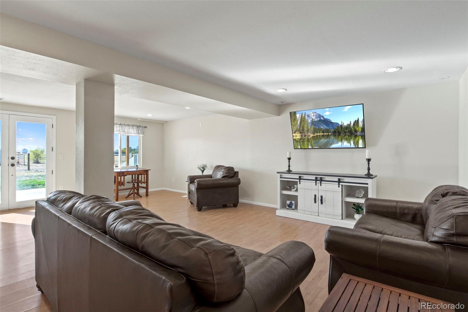 7253 Shenandoah Drive, Elizabeth, CO 80107, 3 Bedrooms Bedrooms, ,2 BathroomsBathrooms,Residential,For Sale,Shenandoah,REC5635041