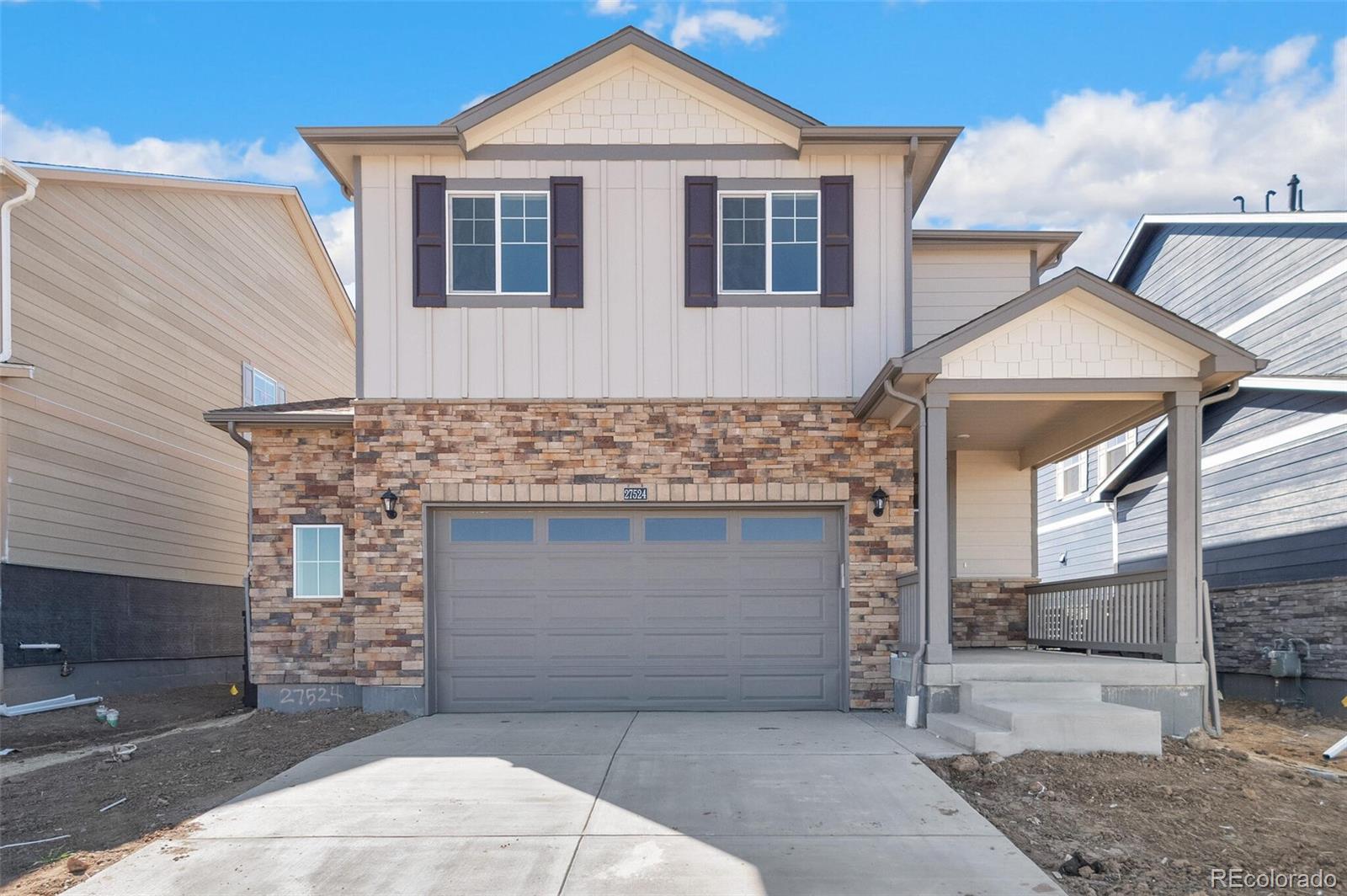 164 Uriah Street, Aurora, CO 80018, 4 Bedrooms Bedrooms, ,3 BathroomsBathrooms,Residential,For Sale,Uriah,REC8643008