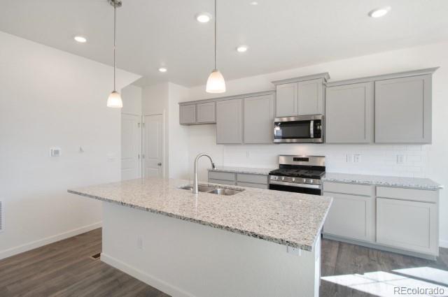 164 Uriah Street, Aurora, CO 80018, 4 Bedrooms Bedrooms, ,3 BathroomsBathrooms,Residential,For Sale,Uriah,REC8643008