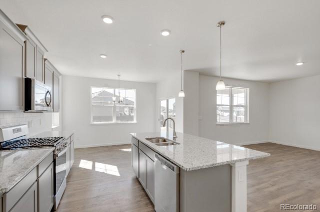 164 Uriah Street, Aurora, CO 80018, 4 Bedrooms Bedrooms, ,3 BathroomsBathrooms,Residential,For Sale,Uriah,REC8643008