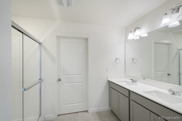 164 Uriah Street, Aurora, CO 80018, 4 Bedrooms Bedrooms, ,3 BathroomsBathrooms,Residential,For Sale,Uriah,REC8643008
