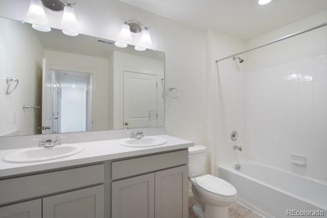 164 Uriah Street, Aurora, CO 80018, 4 Bedrooms Bedrooms, ,3 BathroomsBathrooms,Residential,For Sale,Uriah,REC8643008