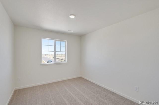 164 Uriah Street, Aurora, CO 80018, 4 Bedrooms Bedrooms, ,3 BathroomsBathrooms,Residential,For Sale,Uriah,REC8643008
