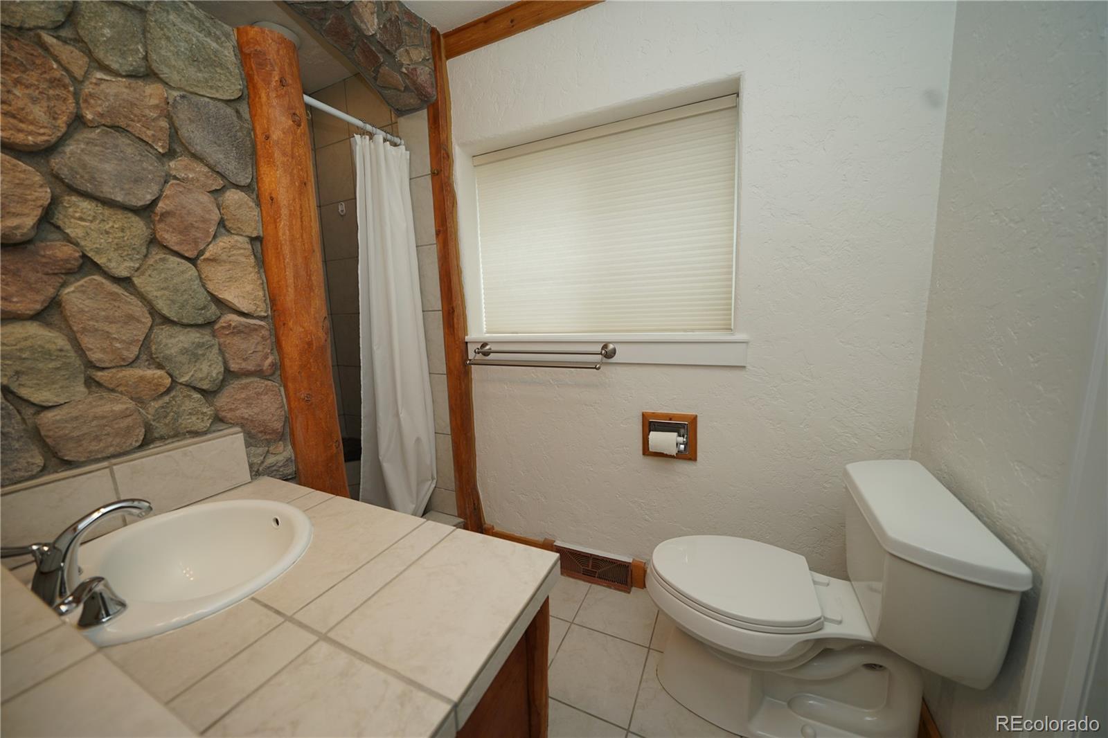 620 Main Street #204, Fairplay, CO 80440, 2 Bedrooms Bedrooms, ,1 BathroomBathrooms,Rental,For Rent,Main,REC6164333