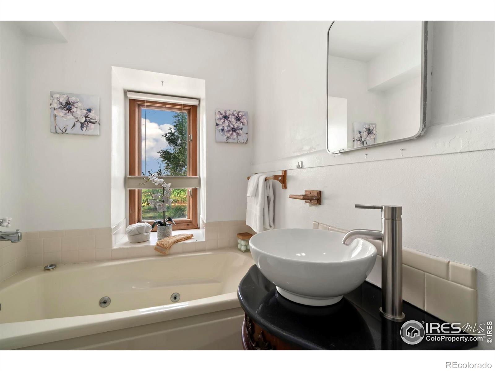 21259 County Road 45, La Salle, CO 80645, 3 Bedrooms Bedrooms, ,2 BathroomsBathrooms,Residential,For Sale,County Road 45,RECIR1021434