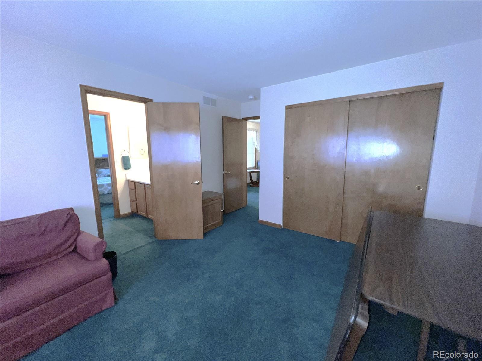 5216 Cathay Way, Centennial, CO 80015, 6 Bedrooms Bedrooms, ,4 BathroomsBathrooms,Residential,For Sale,Cathay,REC9254578