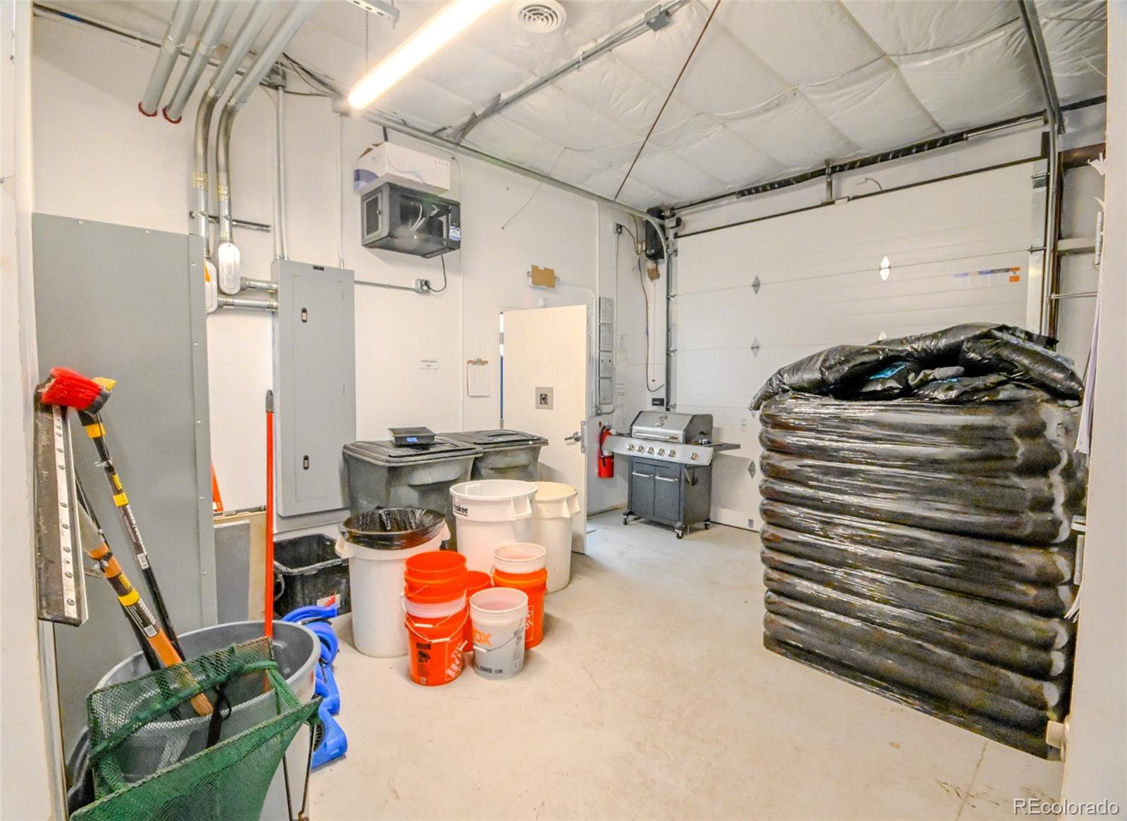 472 Laredo Street, Aurora, CO 80011, ,Commercial,For Sale,Pacifica Laredo,Laredo,REC7387097