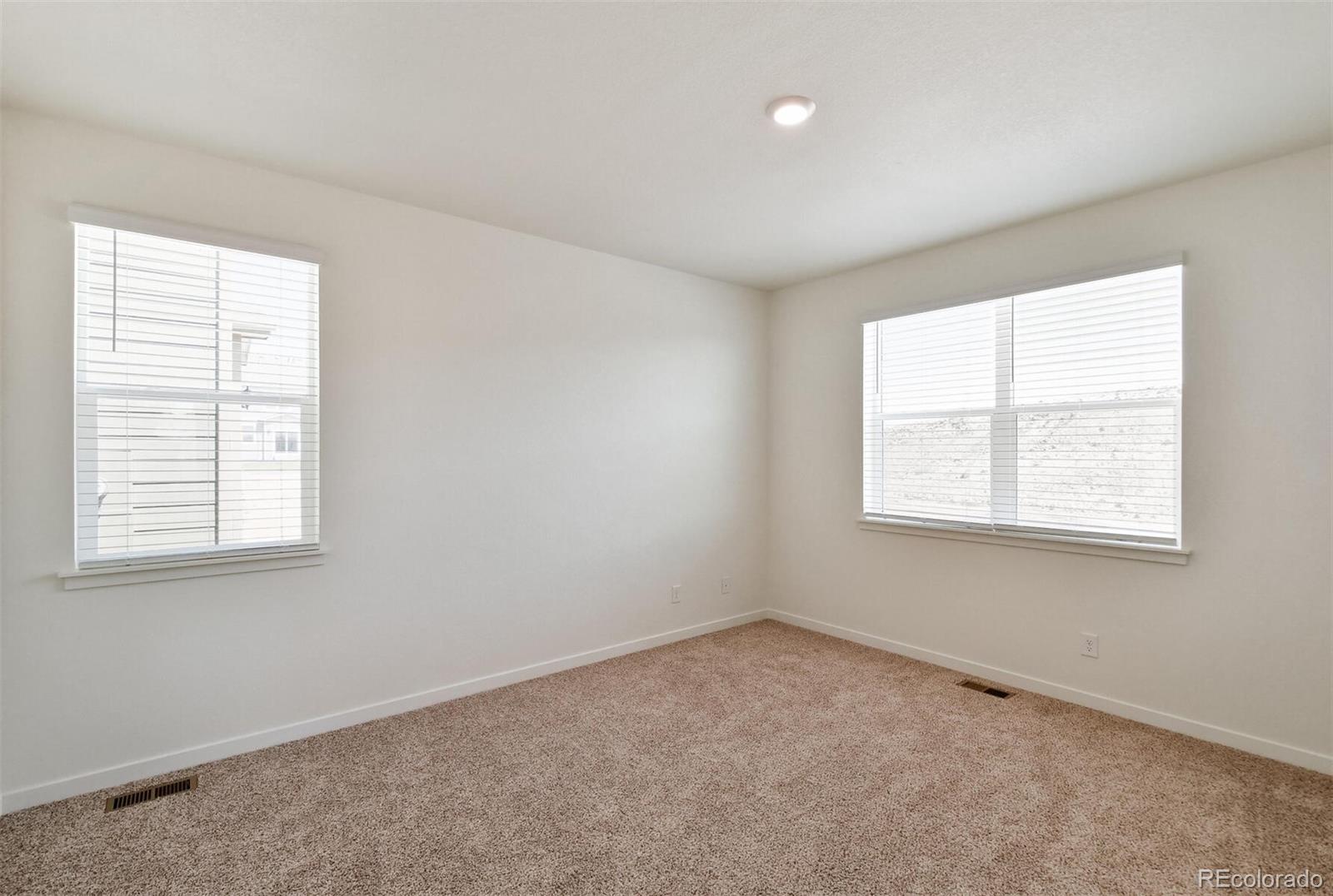 363 Hummingbird Lane, Johnstown, CO 80534, 4 Bedrooms Bedrooms, ,2 BathroomsBathrooms,Residential,For Sale,Hummingbird,REC8457593