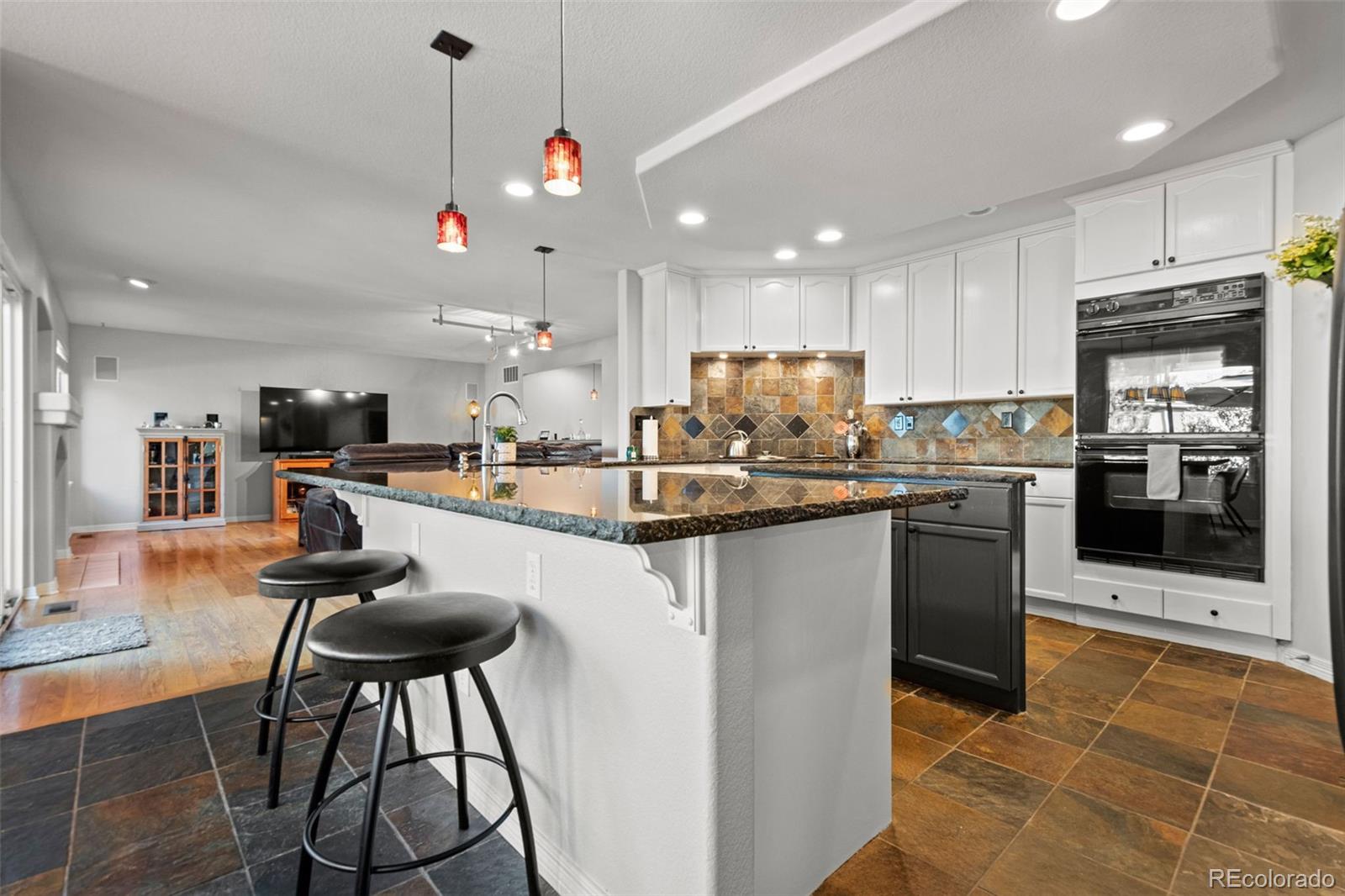 2061 Hyacinth Road, Highlands Ranch, CO 80129, 5 Bedrooms Bedrooms, ,5 BathroomsBathrooms,Residential,For Sale,Hyacinth,REC7103387