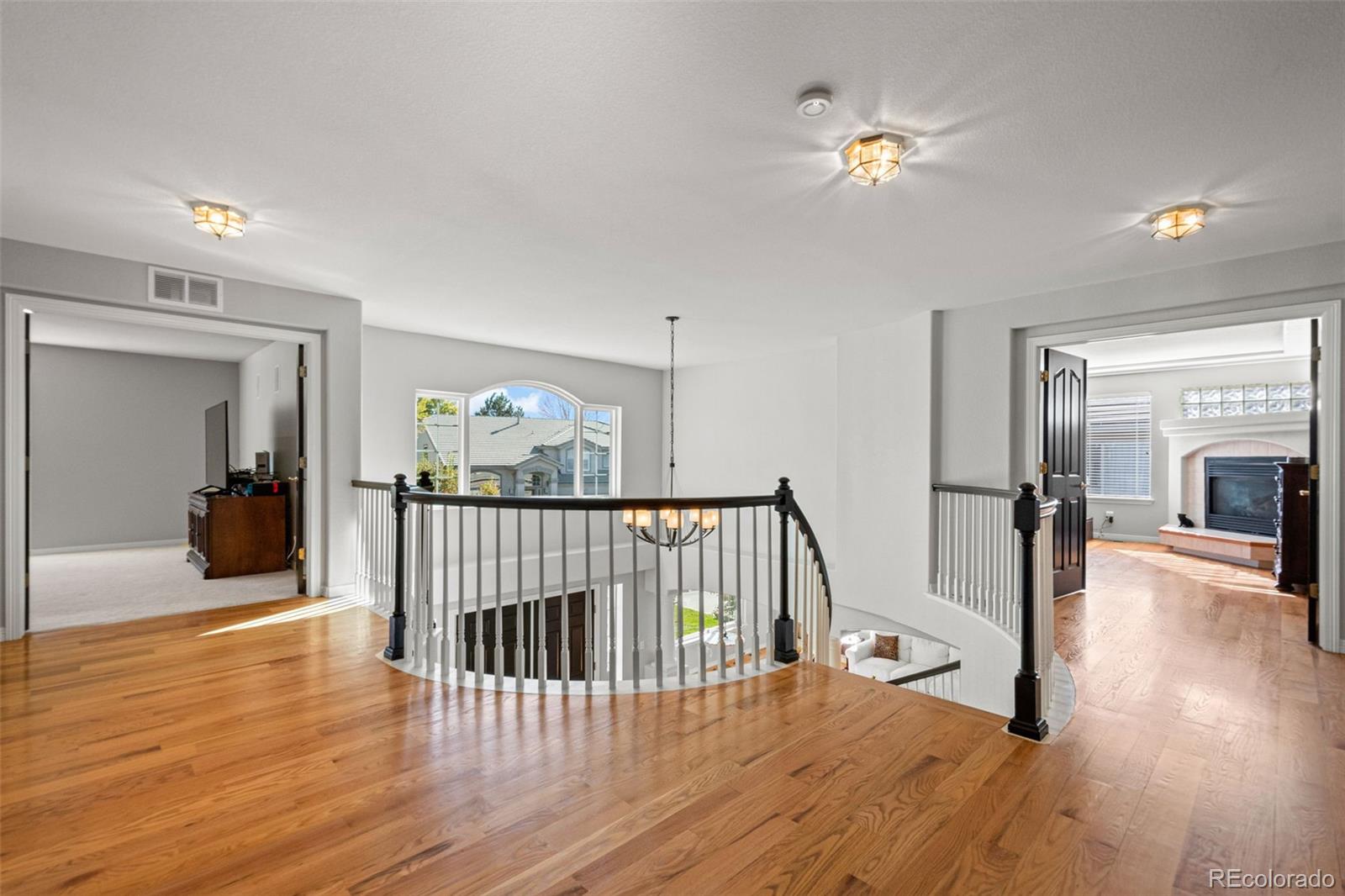 2061 Hyacinth Road, Highlands Ranch, CO 80129, 5 Bedrooms Bedrooms, ,5 BathroomsBathrooms,Residential,For Sale,Hyacinth,REC7103387