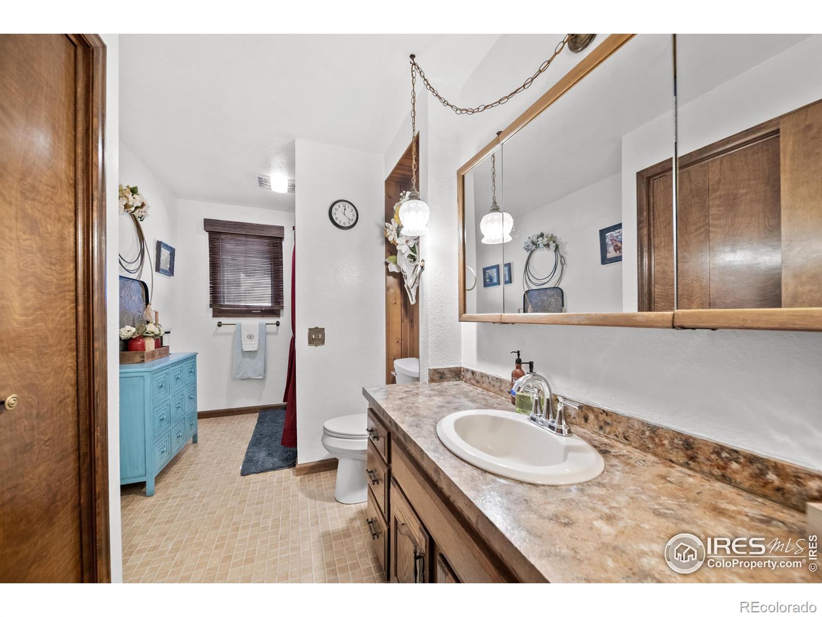 285 Gum Avenue, Akron, CO 80720, 5 Bedrooms Bedrooms, ,3 BathroomsBathrooms,Residential,For Sale,Gum,RECIR1021401
