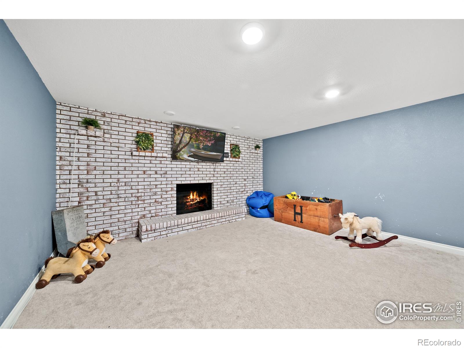 285 Gum Avenue, Akron, CO 80720, 5 Bedrooms Bedrooms, ,3 BathroomsBathrooms,Residential,For Sale,Gum,RECIR1021401
