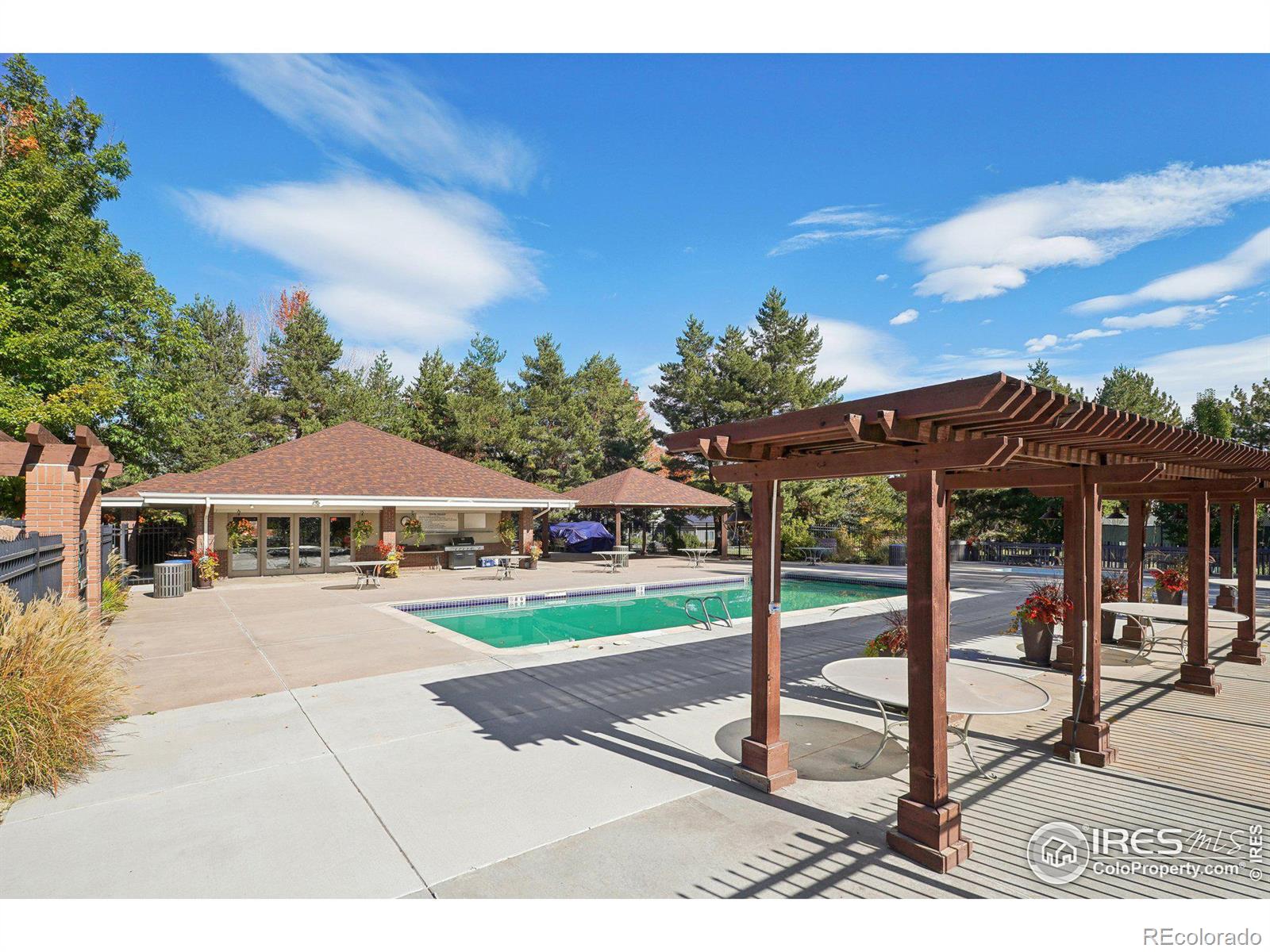 2535 Columbine Circle, Lafayette, CO 80026, 4 Bedrooms Bedrooms, ,3 BathroomsBathrooms,Residential,For Sale,Columbine,RECIR1021625