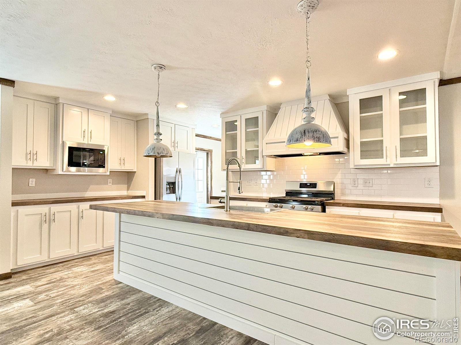 44088 County Road 68, Briggsdale, CO 80611, 4 Bedrooms Bedrooms, ,3 BathroomsBathrooms,Residential,For Sale,County Road 68,RECIR1021734
