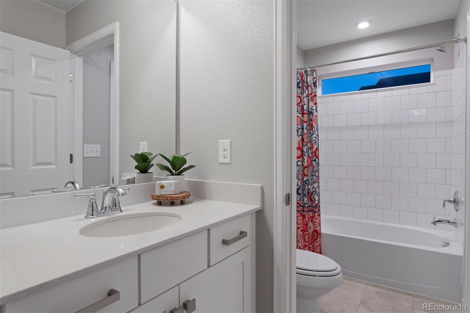 23890 Minnow Drive, Aurora, CO 80016, 4 Bedrooms Bedrooms, ,4 BathroomsBathrooms,Residential,For Sale,Minnow,REC3387063