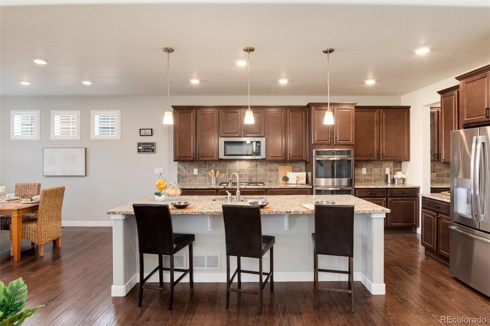 9575 Williamsburg Street, Littleton, CO 80125, 4 Bedrooms Bedrooms, ,3 BathroomsBathrooms,Residential,For Sale,Williamsburg,REC5893312