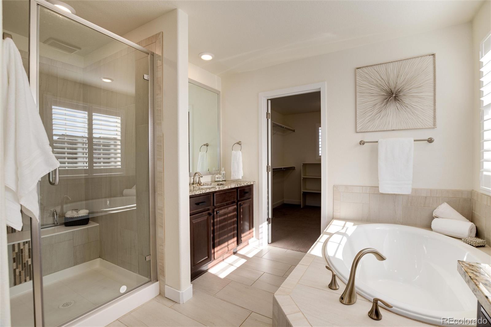 9575 Williamsburg Street, Littleton, CO 80125, 4 Bedrooms Bedrooms, ,3 BathroomsBathrooms,Residential,For Sale,Williamsburg,REC5893312