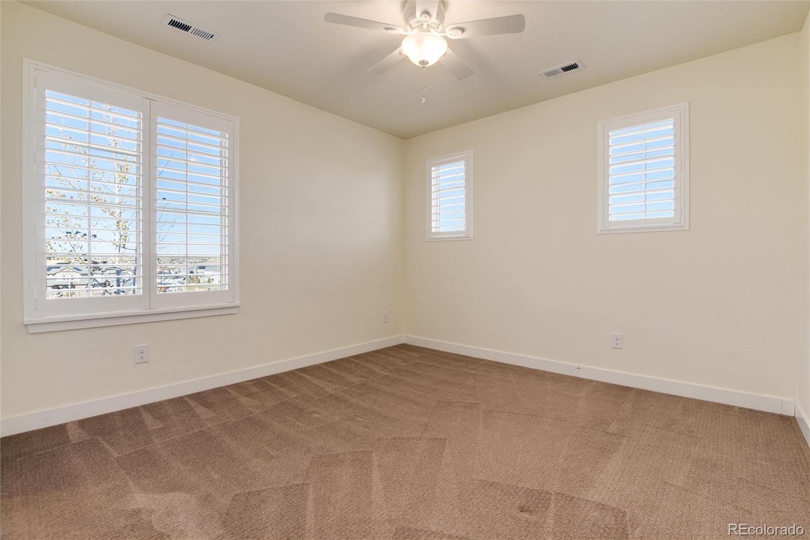 9575 Williamsburg Street, Littleton, CO 80125, 4 Bedrooms Bedrooms, ,3 BathroomsBathrooms,Residential,For Sale,Williamsburg,REC5893312