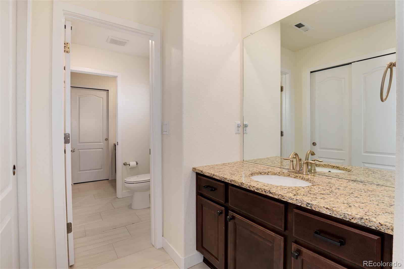 9575 Williamsburg Street, Littleton, CO 80125, 4 Bedrooms Bedrooms, ,3 BathroomsBathrooms,Residential,For Sale,Williamsburg,REC5893312