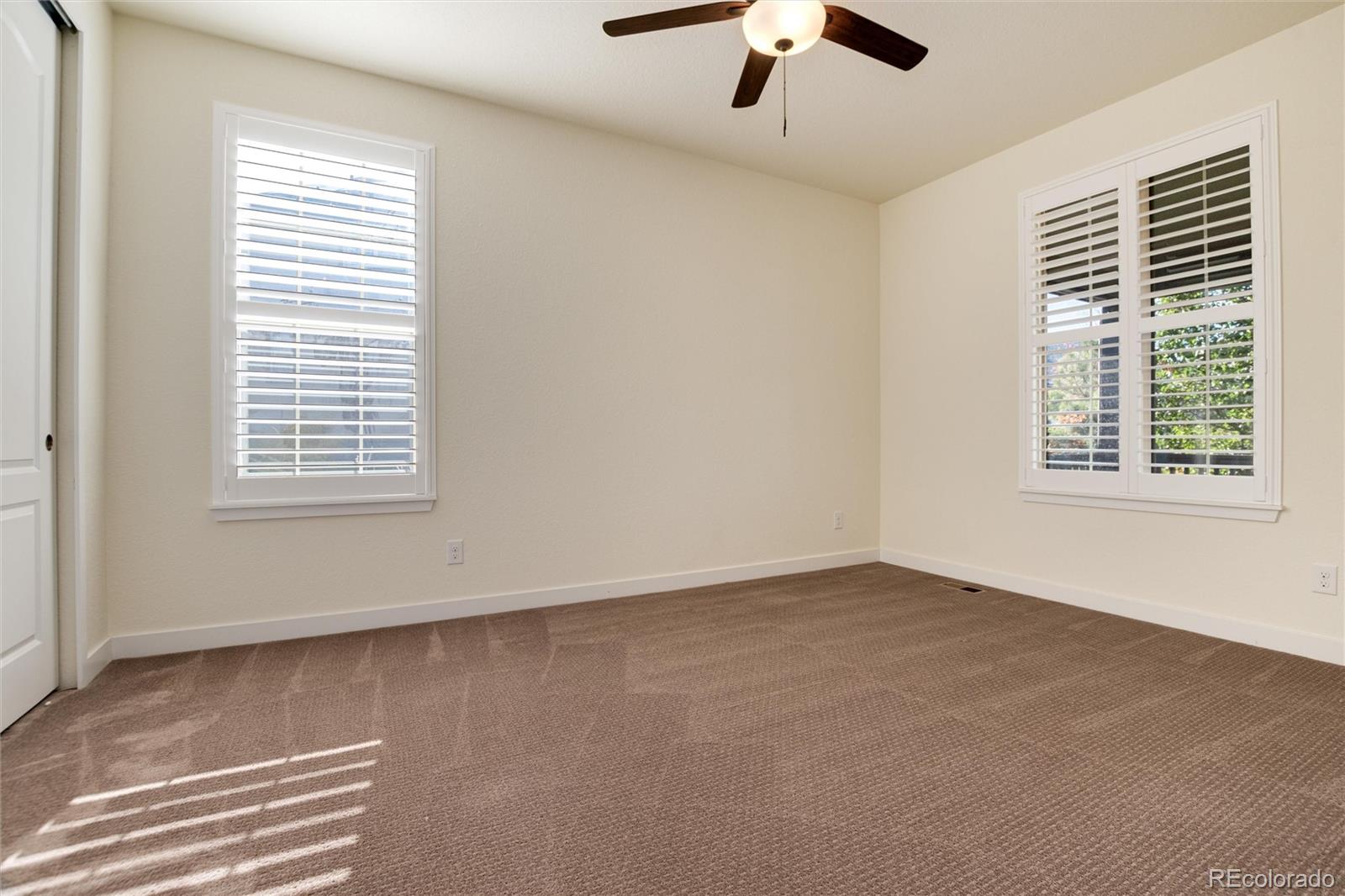 9575 Williamsburg Street, Littleton, CO 80125, 4 Bedrooms Bedrooms, ,3 BathroomsBathrooms,Residential,For Sale,Williamsburg,REC5893312