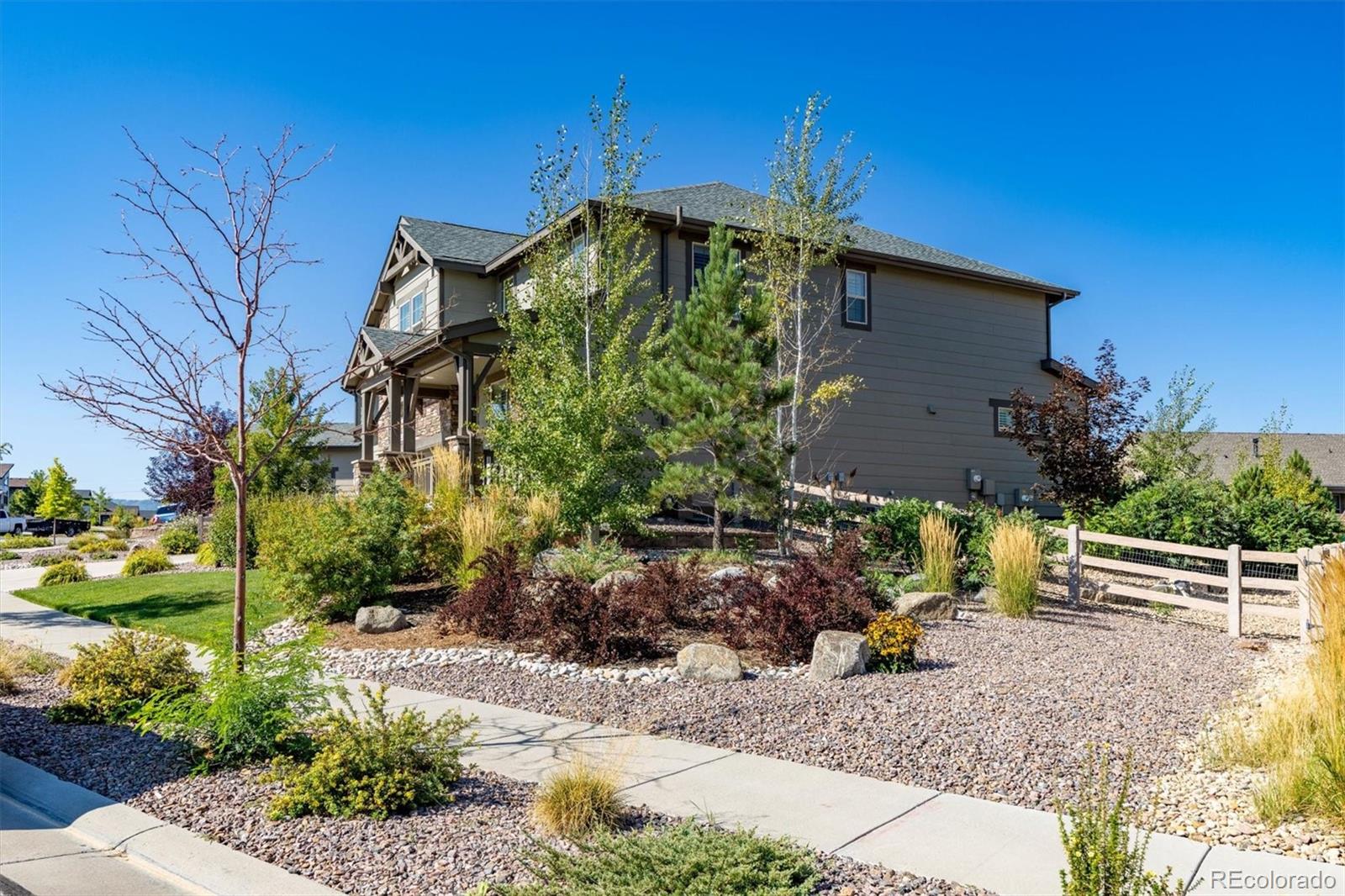 9575 Williamsburg Street, Littleton, CO 80125, 4 Bedrooms Bedrooms, ,3 BathroomsBathrooms,Residential,For Sale,Williamsburg,REC5893312