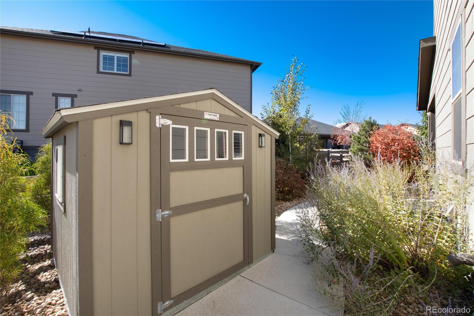 9575 Williamsburg Street, Littleton, CO 80125, 4 Bedrooms Bedrooms, ,3 BathroomsBathrooms,Residential,For Sale,Williamsburg,REC5893312