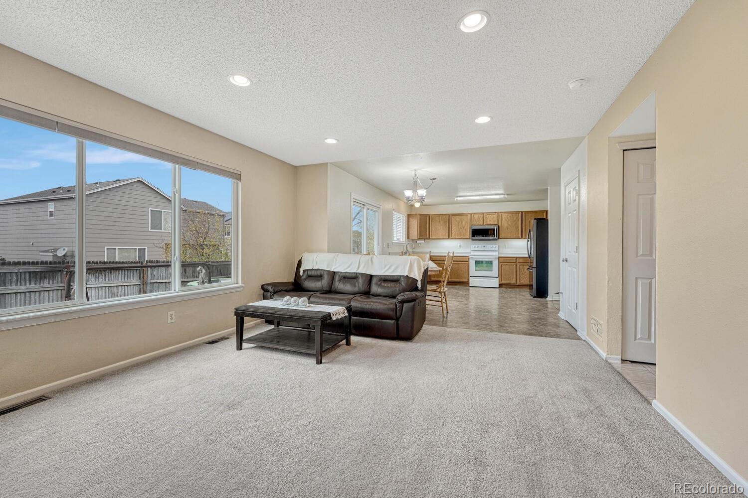 287 Benton Street, Castle Rock, CO 80104, 4 Bedrooms Bedrooms, ,3 BathroomsBathrooms,Residential,For Sale,Benton,REC1896730