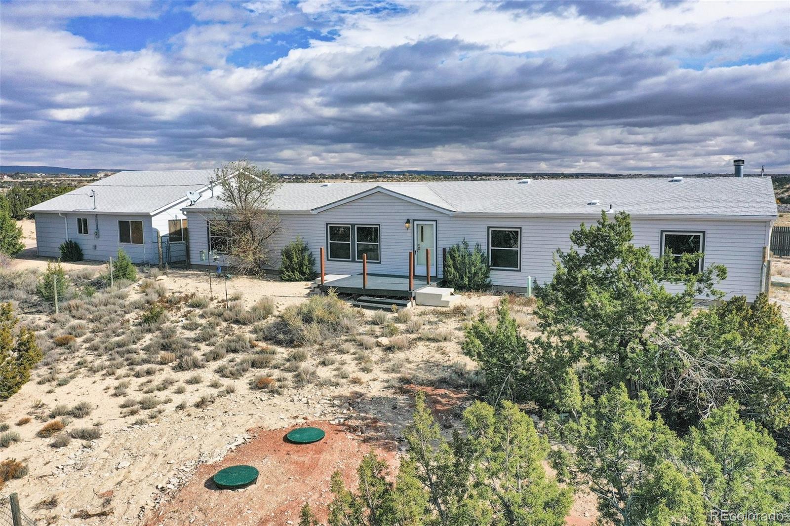 1376 B Street, Penrose, CO 81240, 3 Bedrooms Bedrooms, ,2 BathroomsBathrooms,Residential,For Sale,B,REC1994763