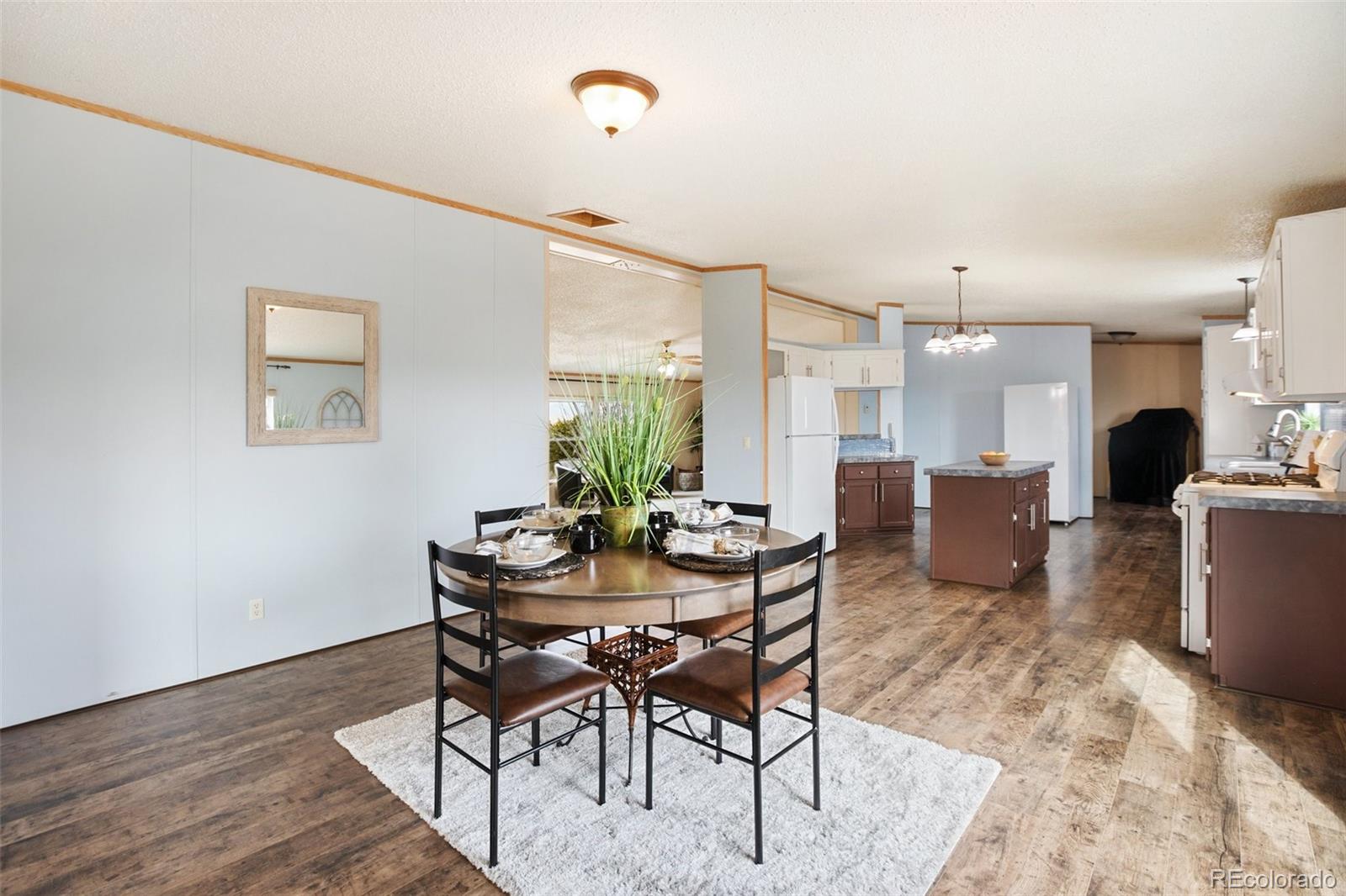 1376 B Street, Penrose, CO 81240, 3 Bedrooms Bedrooms, ,2 BathroomsBathrooms,Residential,For Sale,B,REC1994763