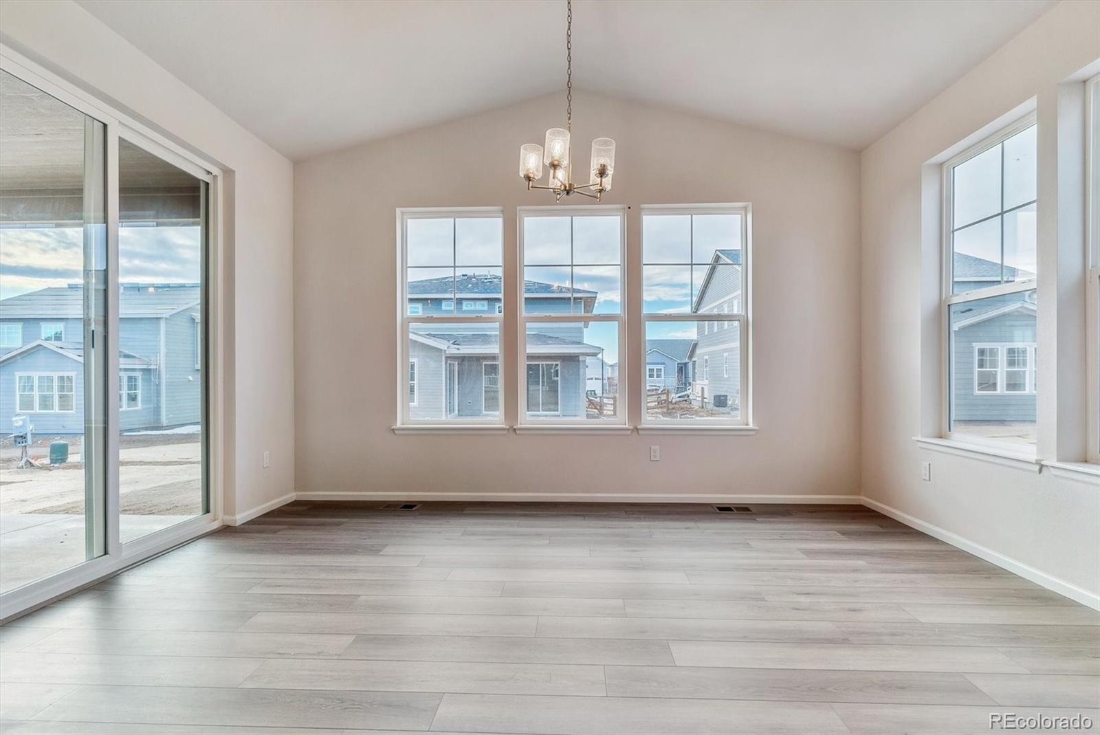 4007 Reserve Boulevard, Aurora, CO 80019, 5 Bedrooms Bedrooms, ,4 BathroomsBathrooms,Residential,For Sale,Reserve,REC6543396