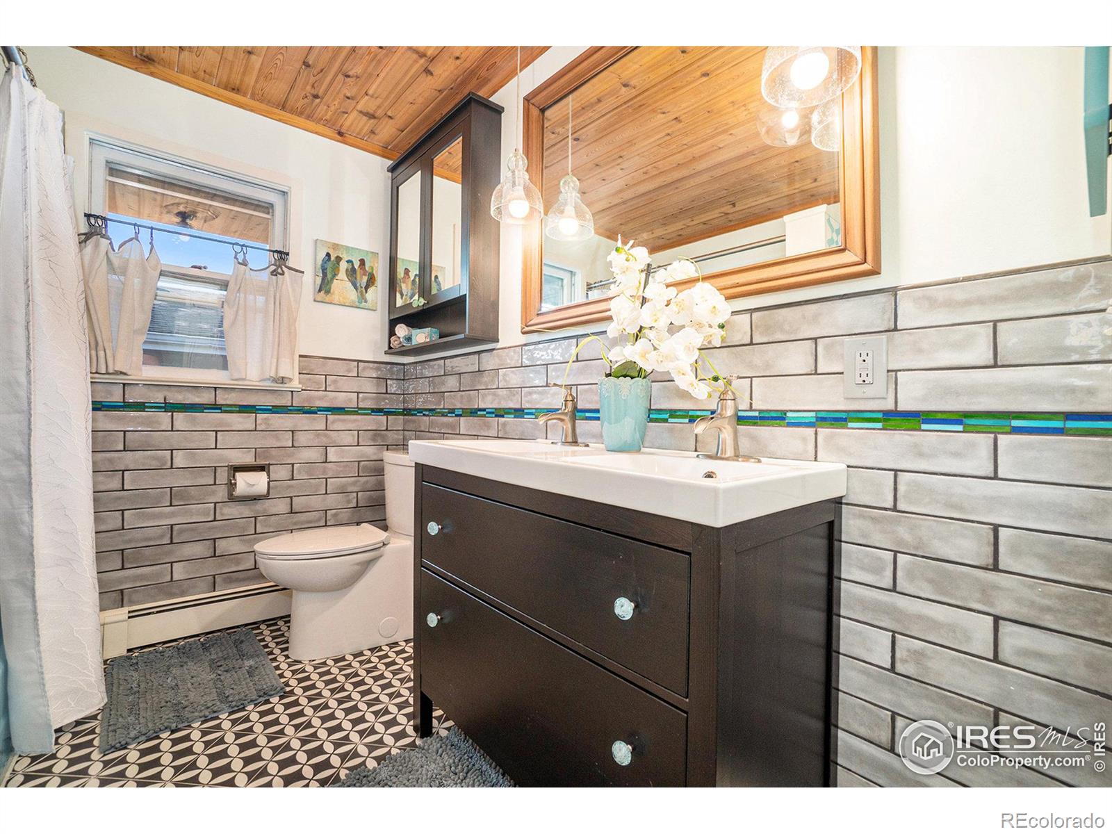 622 Graefe Avenue, Ault, CO 80610, 4 Bedrooms Bedrooms, ,2 BathroomsBathrooms,Residential,For Sale,Graefe,RECIR1021609