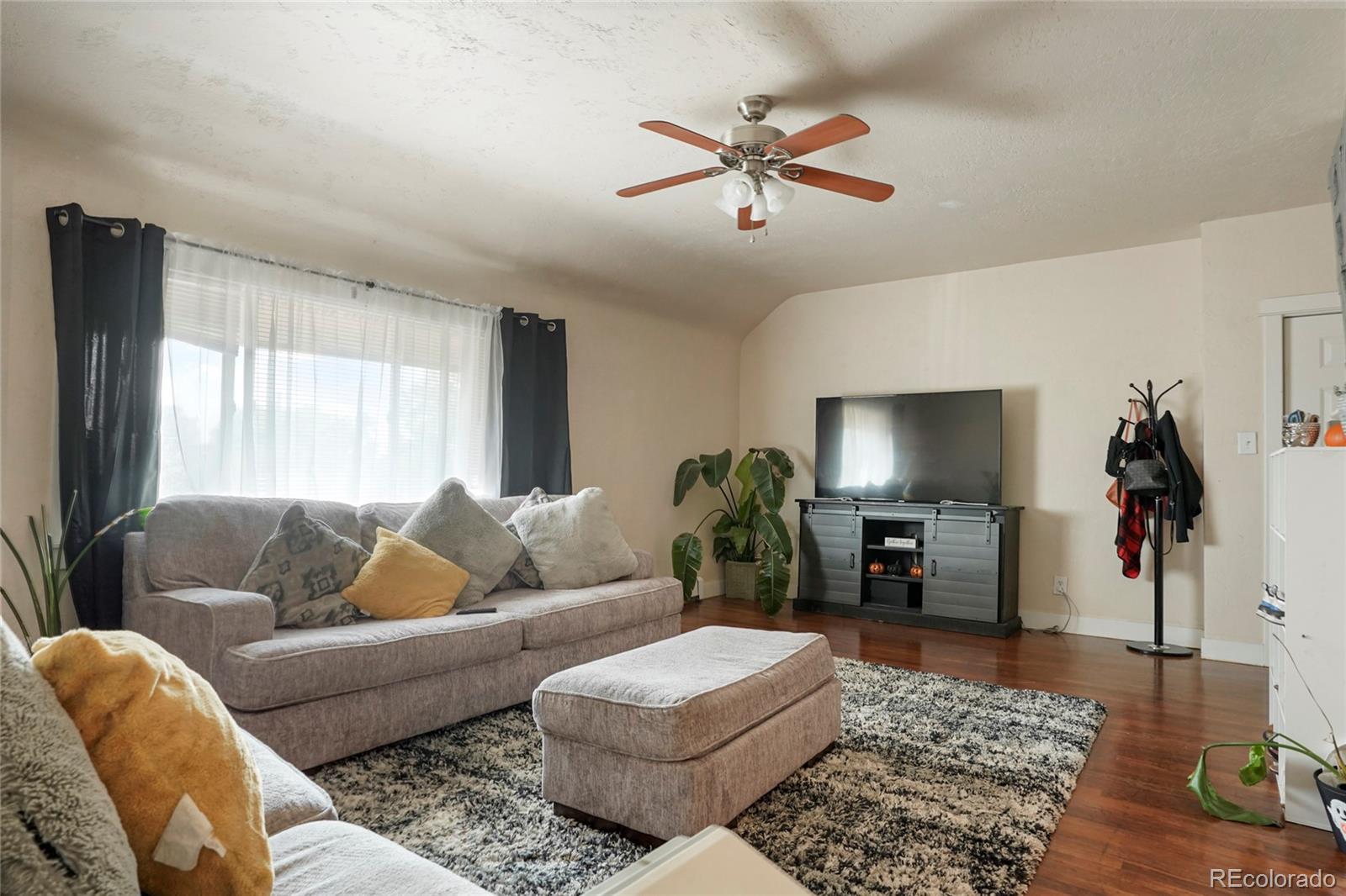 201 E South 1st Street, Johnstown, CO 80534, ,Commercial,For Sale,Johnstown Manor Apartments,South 1st,REC7942349