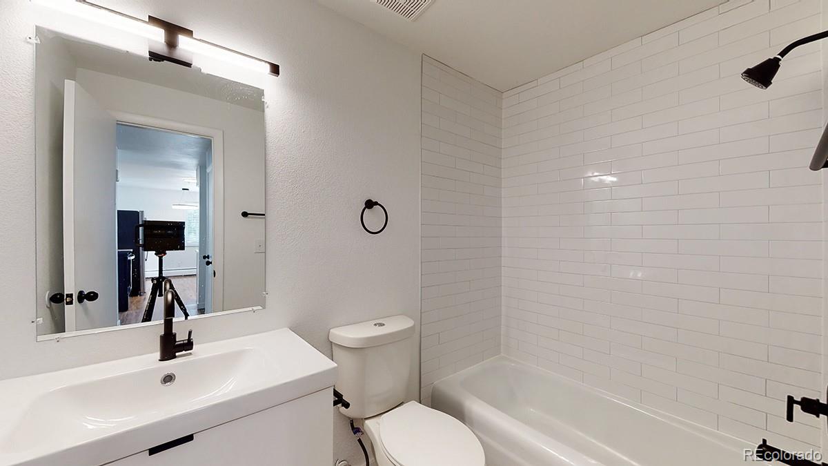 5532 Newland Way, Arvada, CO 80002, ,Commercial,For Sale,N32 Apartments,Newland,REC3253082