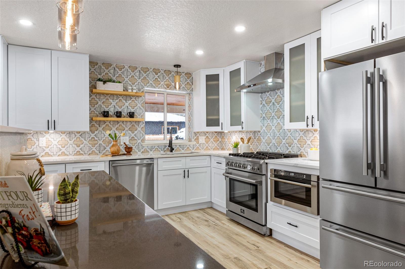 660 Elmhurst Place, Broomfield, CO 80020, 5 Bedrooms Bedrooms, ,3 BathroomsBathrooms,Residential,For Sale,Elmhurst,REC4422648