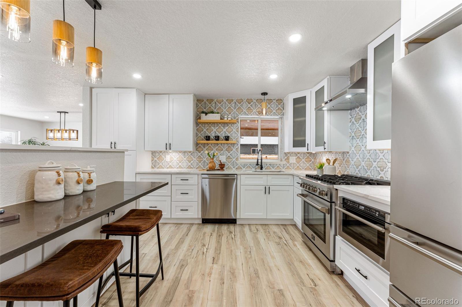 660 Elmhurst Place, Broomfield, CO 80020, 5 Bedrooms Bedrooms, ,3 BathroomsBathrooms,Residential,For Sale,Elmhurst,REC4422648