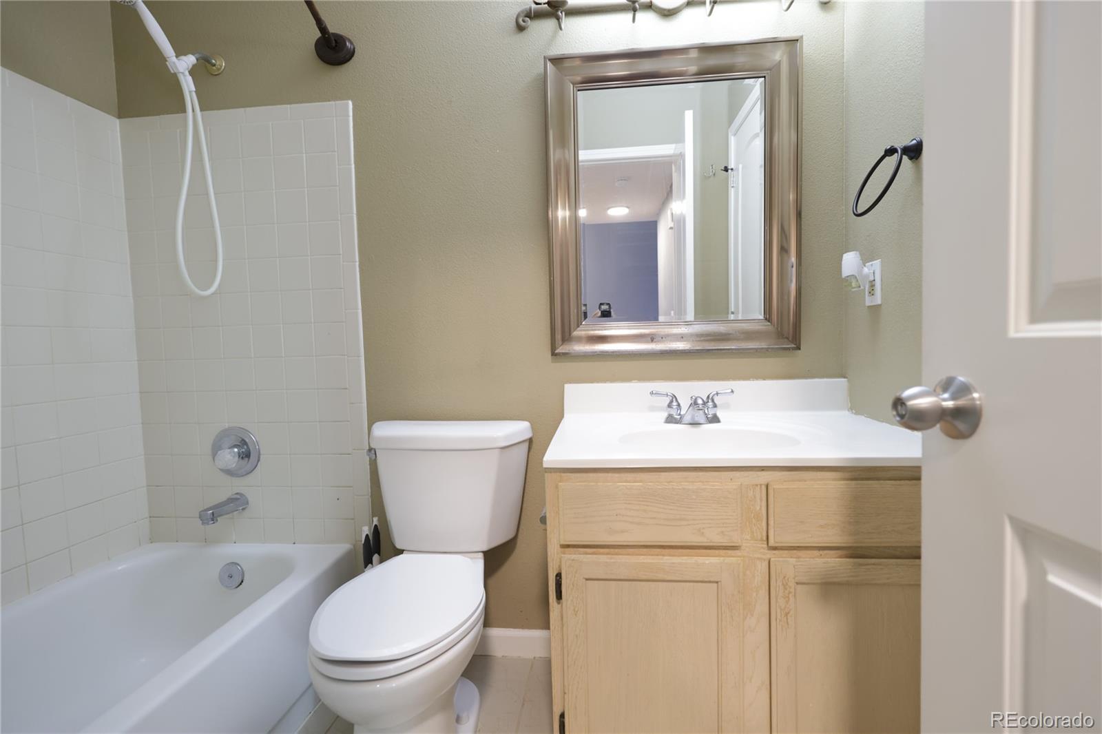 12148 Newport Drive, Brighton, CO 80602, 4 Bedrooms Bedrooms, ,2 BathroomsBathrooms,Rental,For Rent,Newport,REC3451730